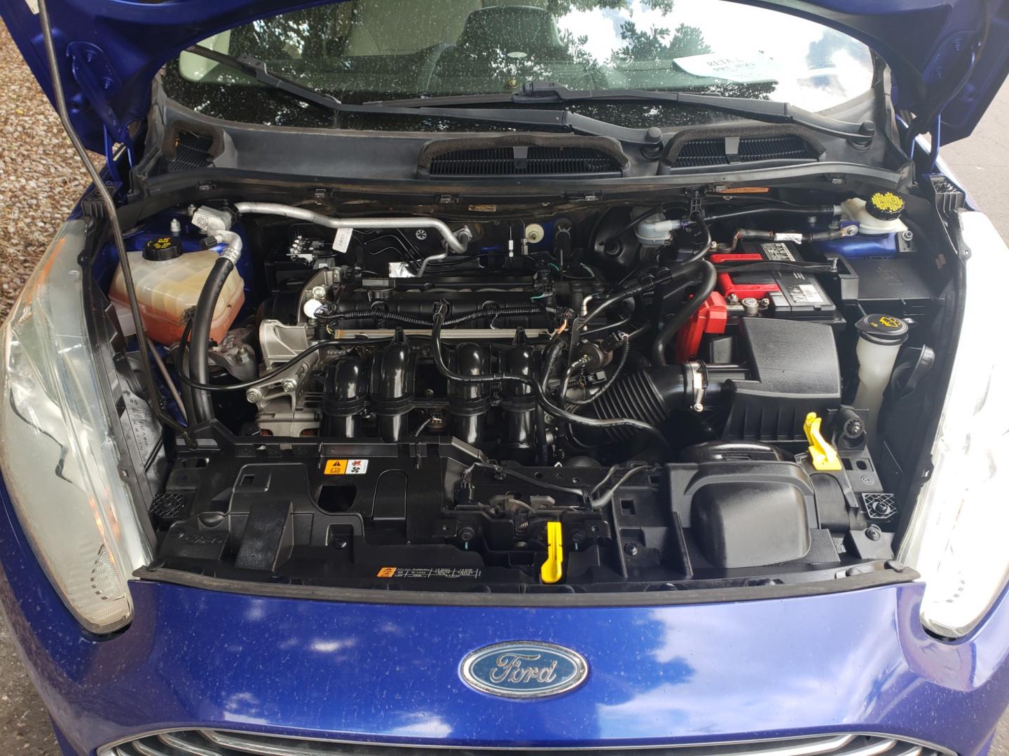 2014 /Tan and black Ford Fiesta Titanium (3FADP4FJ5EM) with an 1.6l i4 engine, 6-Speed Automatic transmission, located at 323 E Dunlap Ave., Phoenix, AZ, 85020, (602) 331-9000, 33.567677, -112.069000 - 2014 Ford Fiesta Titanium,.......A Must See!!... No accidents, Only 95K MILES.... Ice cold AC. The car is gorgeous inside and out. Power windows, Power door locks, Touch screen Stereo/ CD Player, Phone sync, Bluetooth, Satellite compatible, Backup camera, Beautiful tan and black interior with tan le - Photo#17